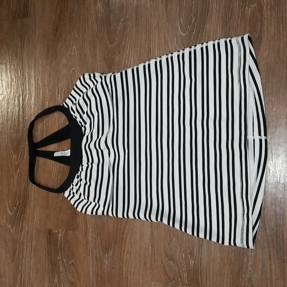 (10) Lululemon Athletica Striped Tank Top Activewear Athletic Running Workout